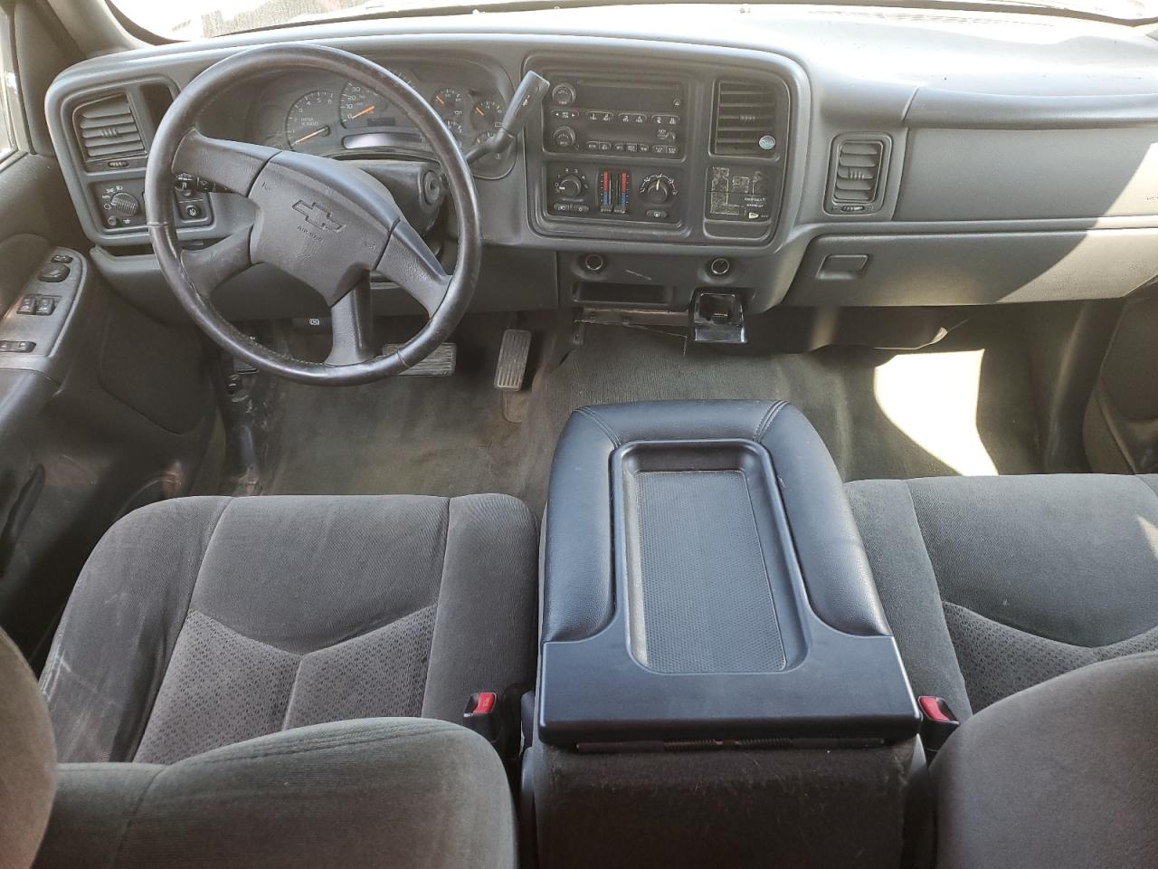 2004 Chevrolet Silverado C1500 VIN: 2GCEC19T041114140 Lot: 64583215