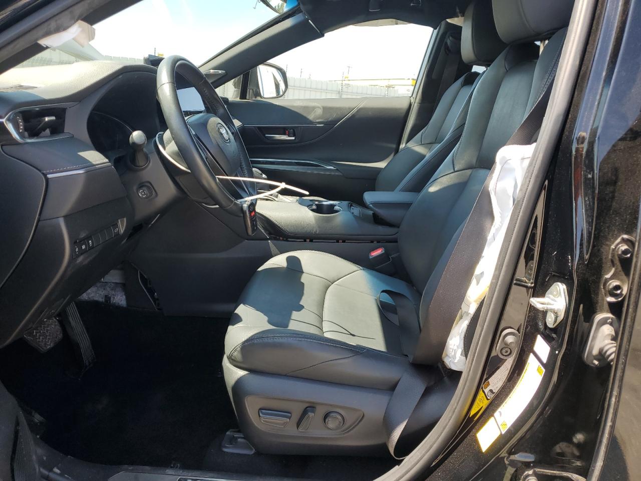 2023 Toyota Venza Le VIN: JTEAAAAH9PJ132587 Lot: 63774255