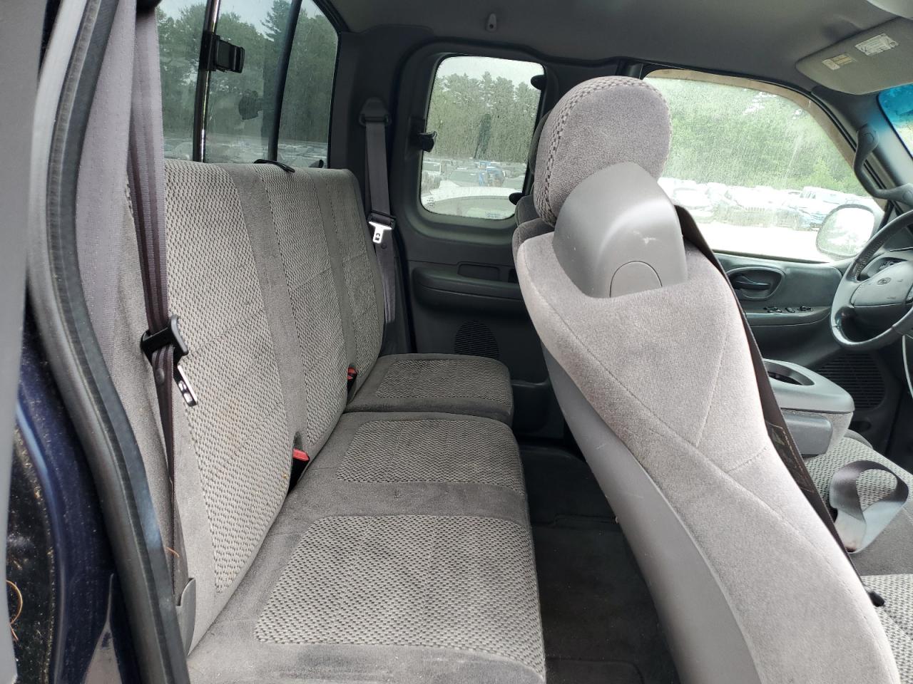 2002 Ford F150 VIN: 1FTRX18L02NA96421 Lot: 64867095
