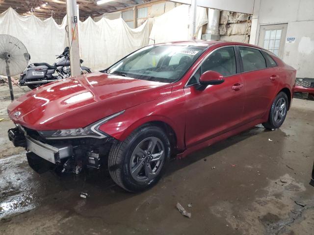  KIA K5 2021 Czerwony