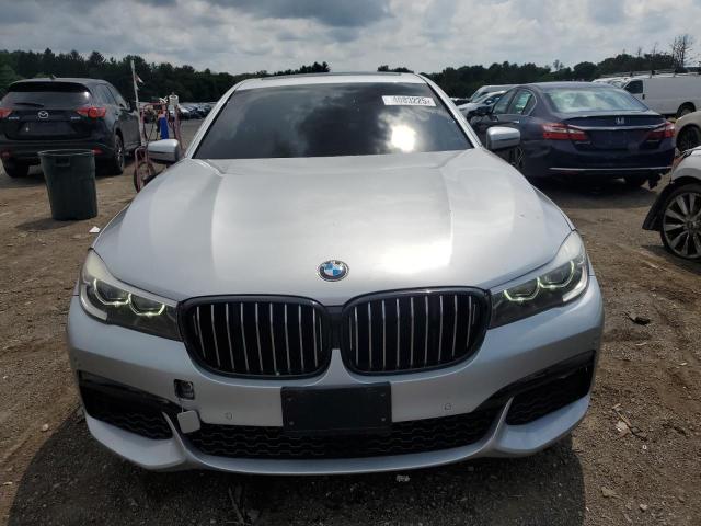  BMW 7 SERIES 2016 Серебристый