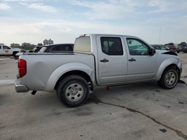  NISSAN FRONTIER 2015 Srebrny