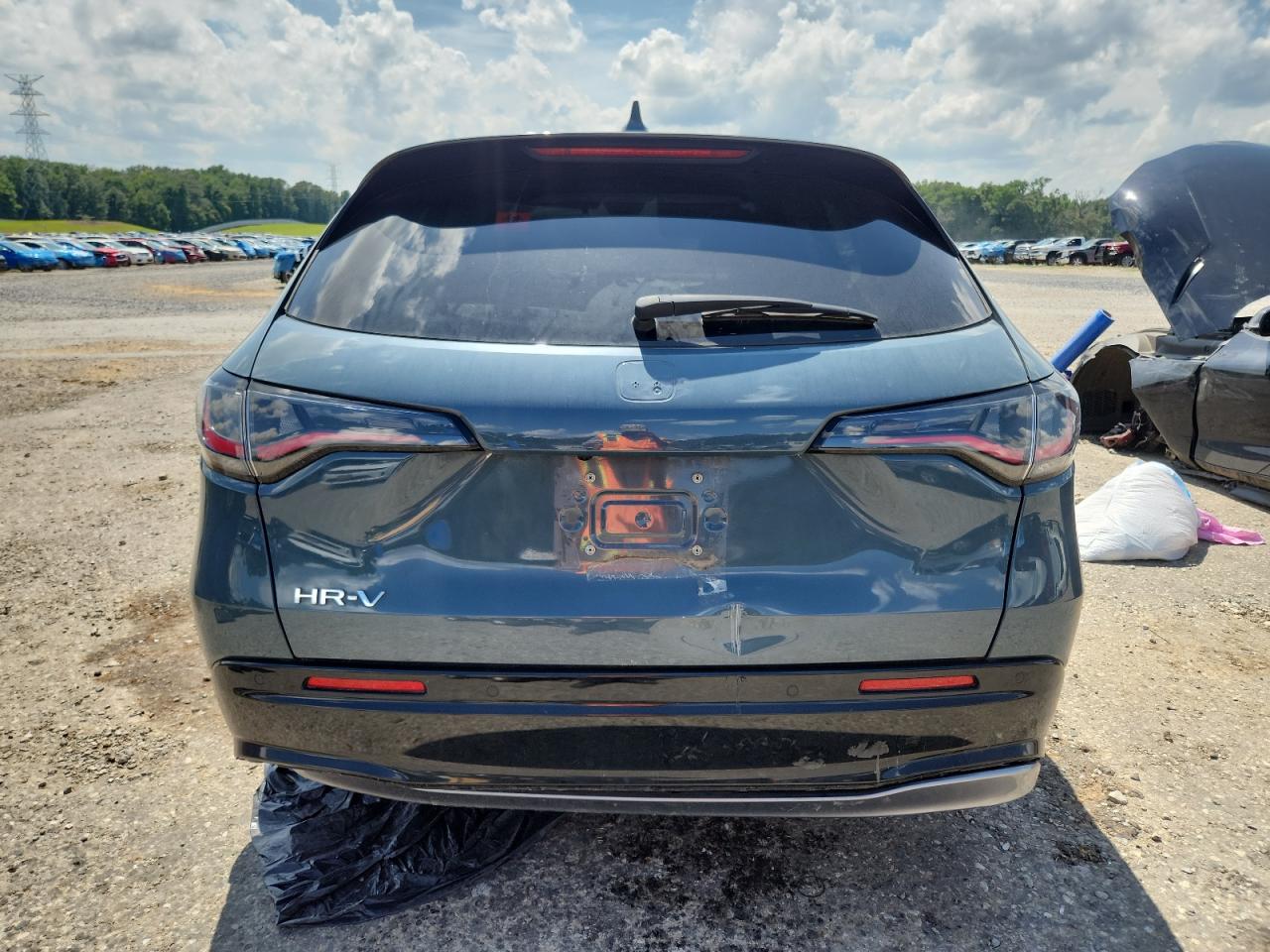 2024 Honda Hr-V Exl VIN: 3CZRZ1H73RM757421 Lot: 64759805