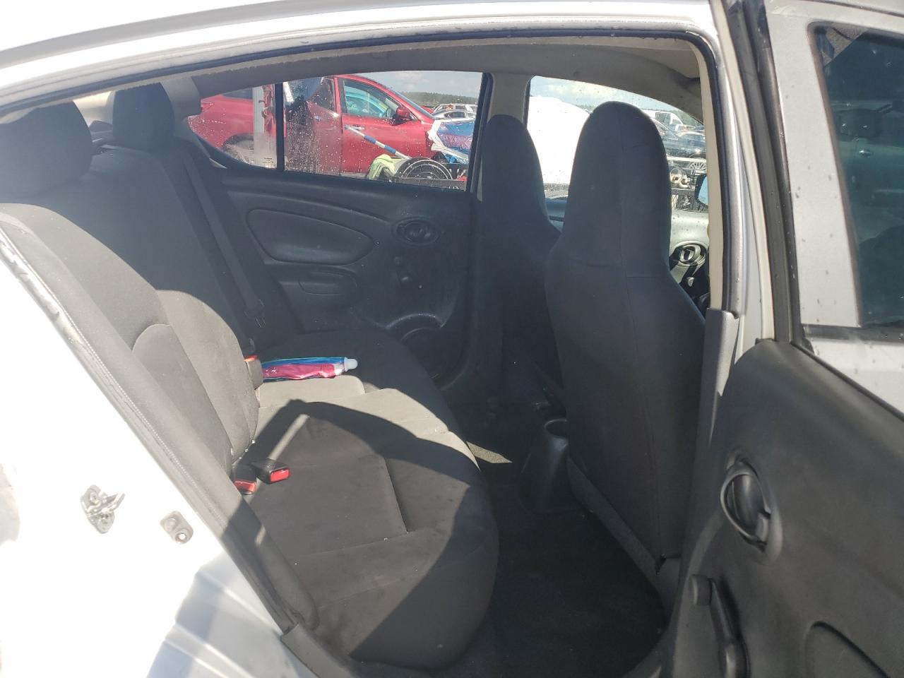 2017 Nissan Versa S VIN: 3N1CN7AP7HL818636 Lot: 64279255