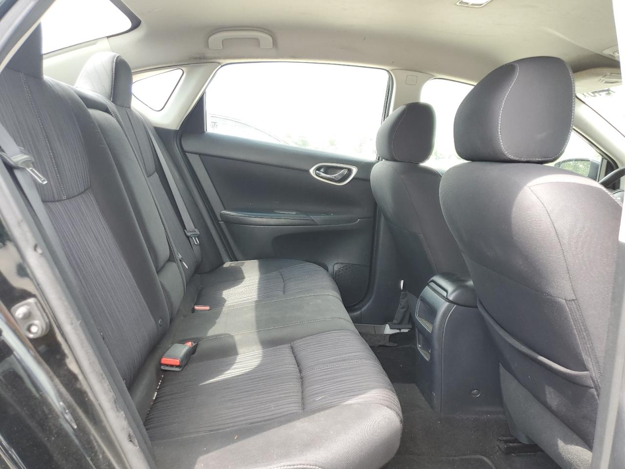 2017 Nissan Sentra S VIN: 3N1AB7AP5HY344589 Lot: 64743215