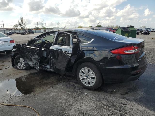  FORD FUSION 2019 Черный