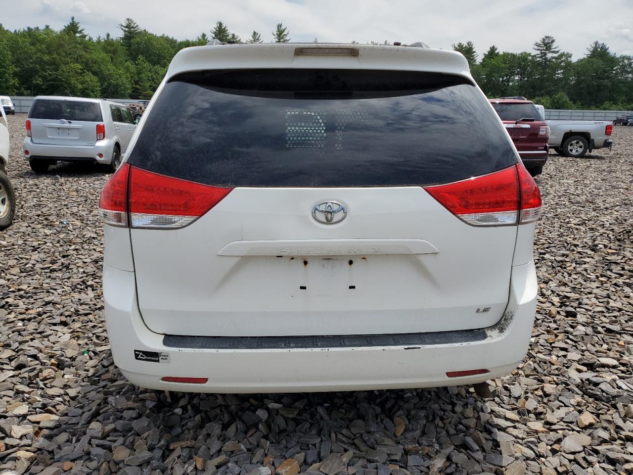 2011 Toyota Sienna Le VIN: 5TDKK3DCXBS090153 Lot: 57336535