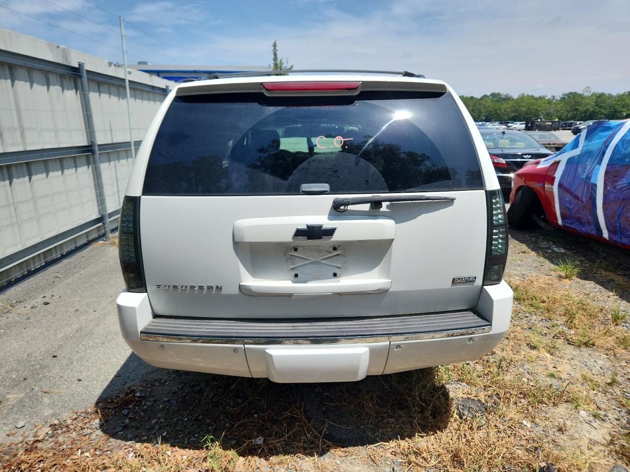 2009 Chevrolet Suburban K1500 Ltz VIN: 1GNFK36359R256609 Lot: 62537225
