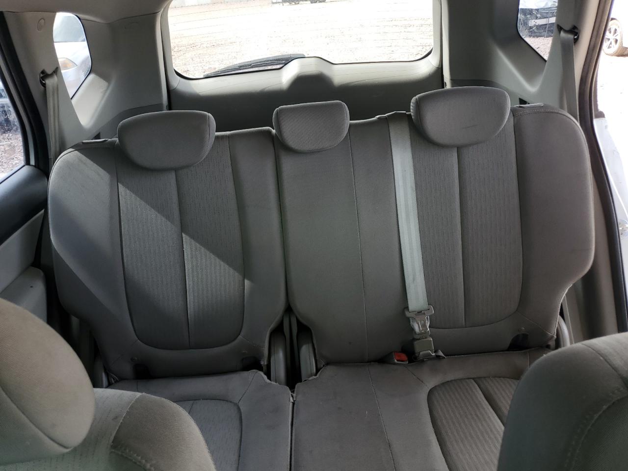 2008 Kia Rondo Base VIN: KNAFG525087199692 Lot: 65230255
