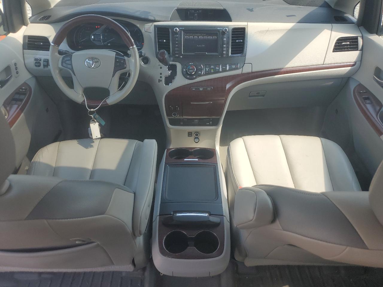 2014 Toyota Sienna Xle VIN: 5TDDK3DC3ES082361 Lot: 64257095