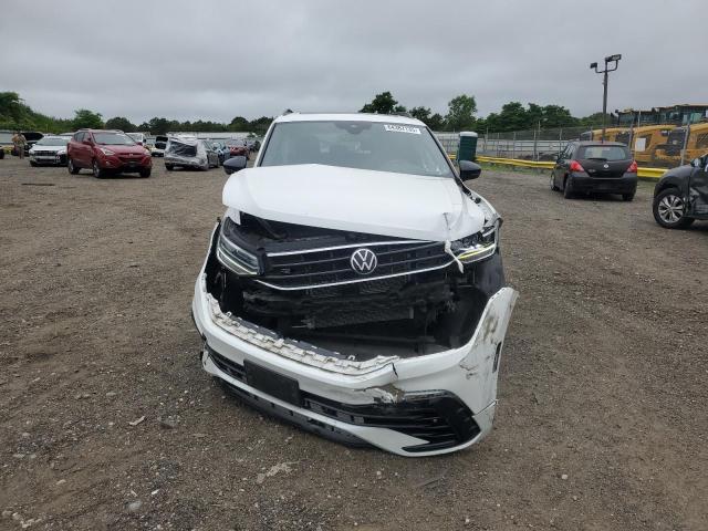  VOLKSWAGEN TIGUAN 2022 Белы