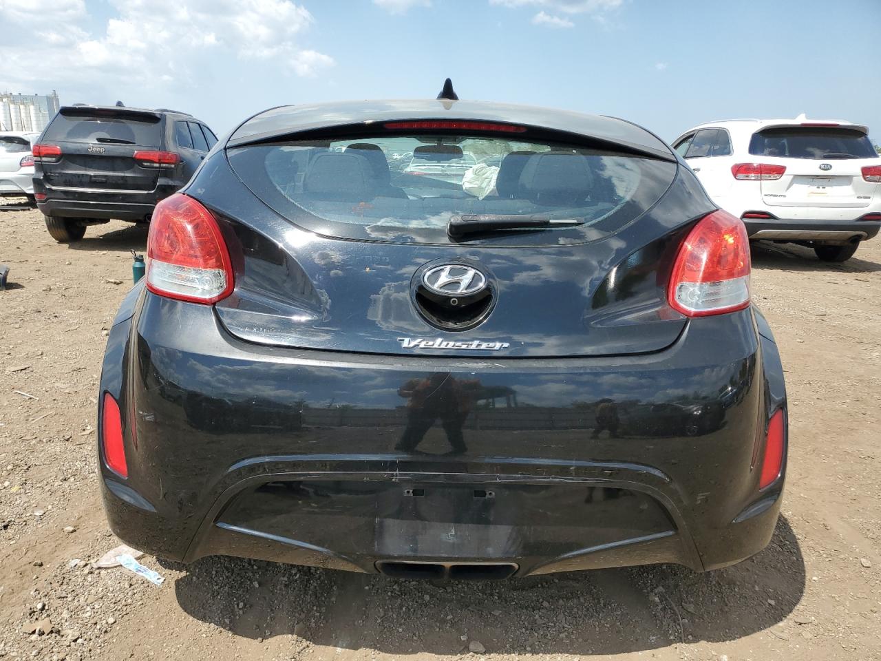 2017 Hyundai Veloster VIN: KMHTC6AD4HU321970 Lot: 63618645