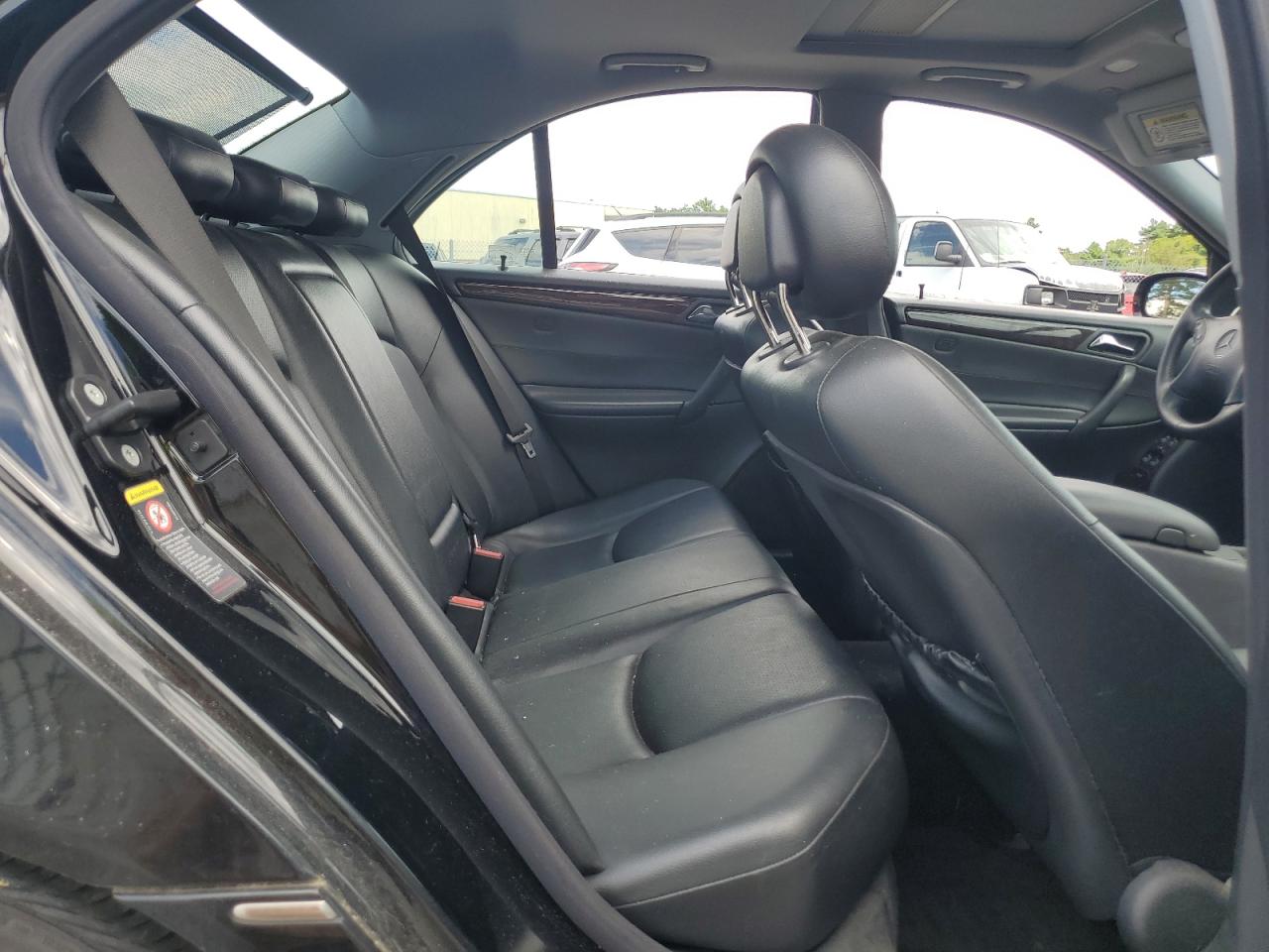 2004 Mercedes-Benz C 240 VIN: WDBRF61J44F535933 Lot: 64580565