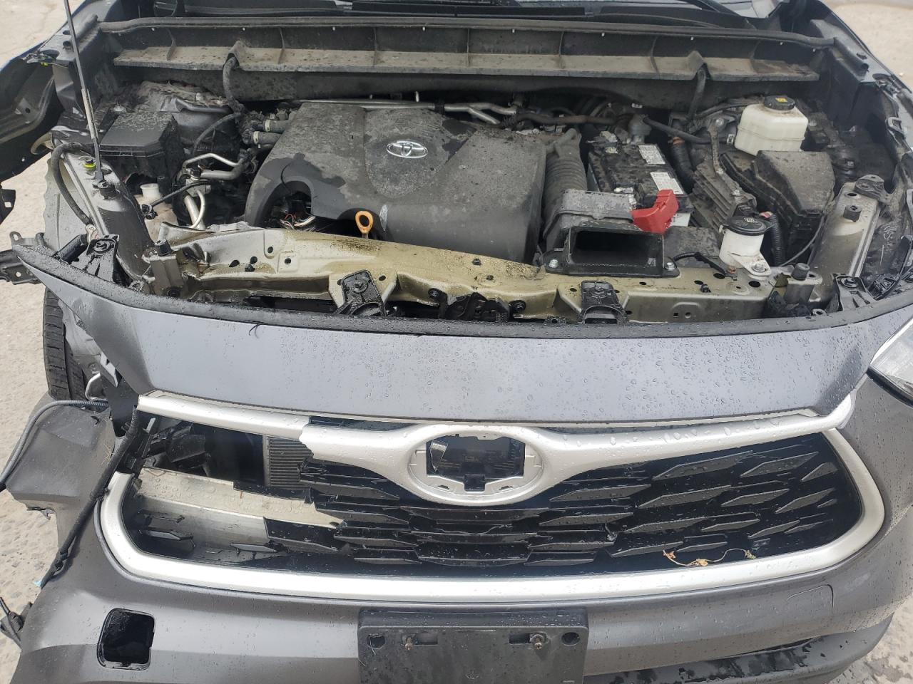 2022 Toyota Highlander Xle VIN: 5TDGZRBH0NS225745 Lot: 64306775