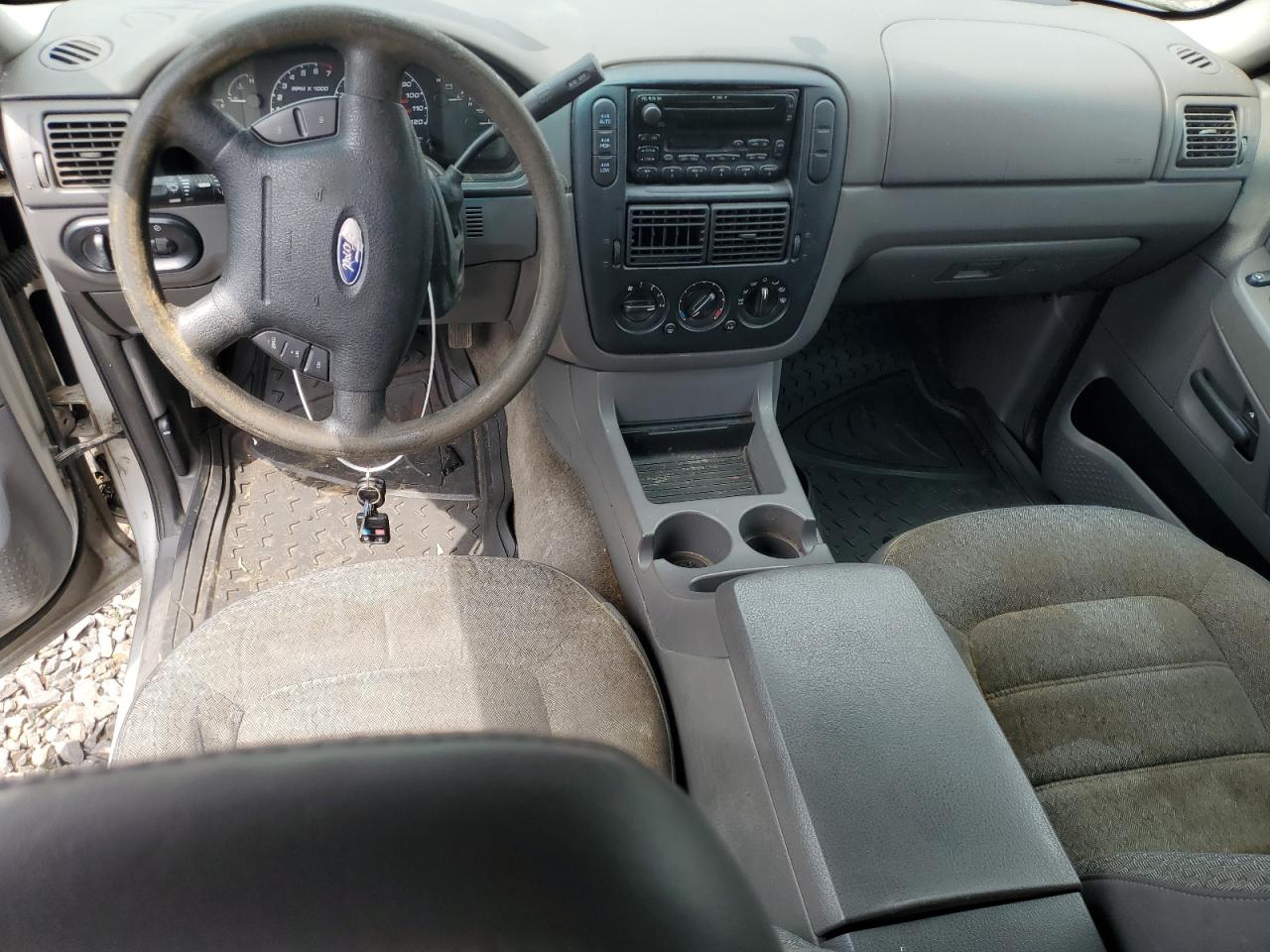 2002 Ford Explorer Xls VIN: 1FMZU72K02ZC96182 Lot: 64000885