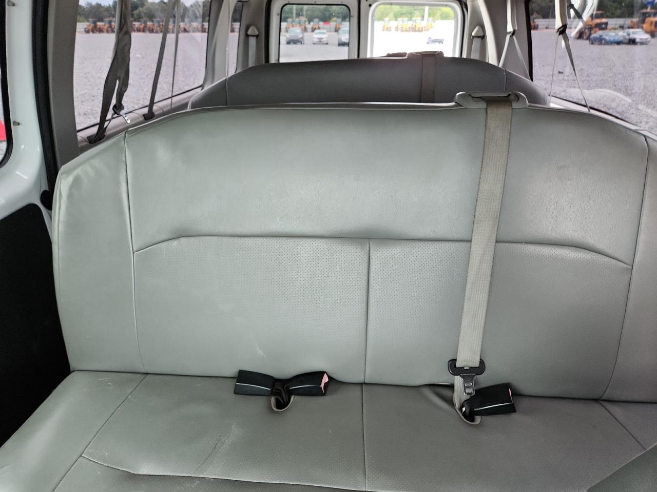 2012 Ford Econoline E350 Super Duty Wagon VIN: 1FBSS3BLXCDA16073 Lot: 63227245