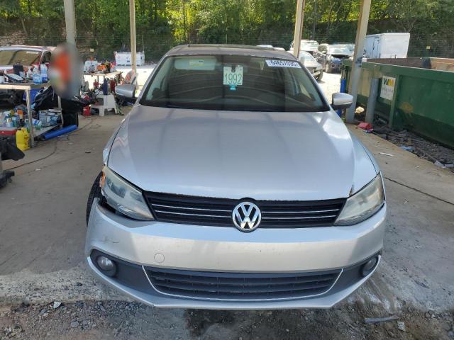  VOLKSWAGEN JETTA 2013 Srebrny
