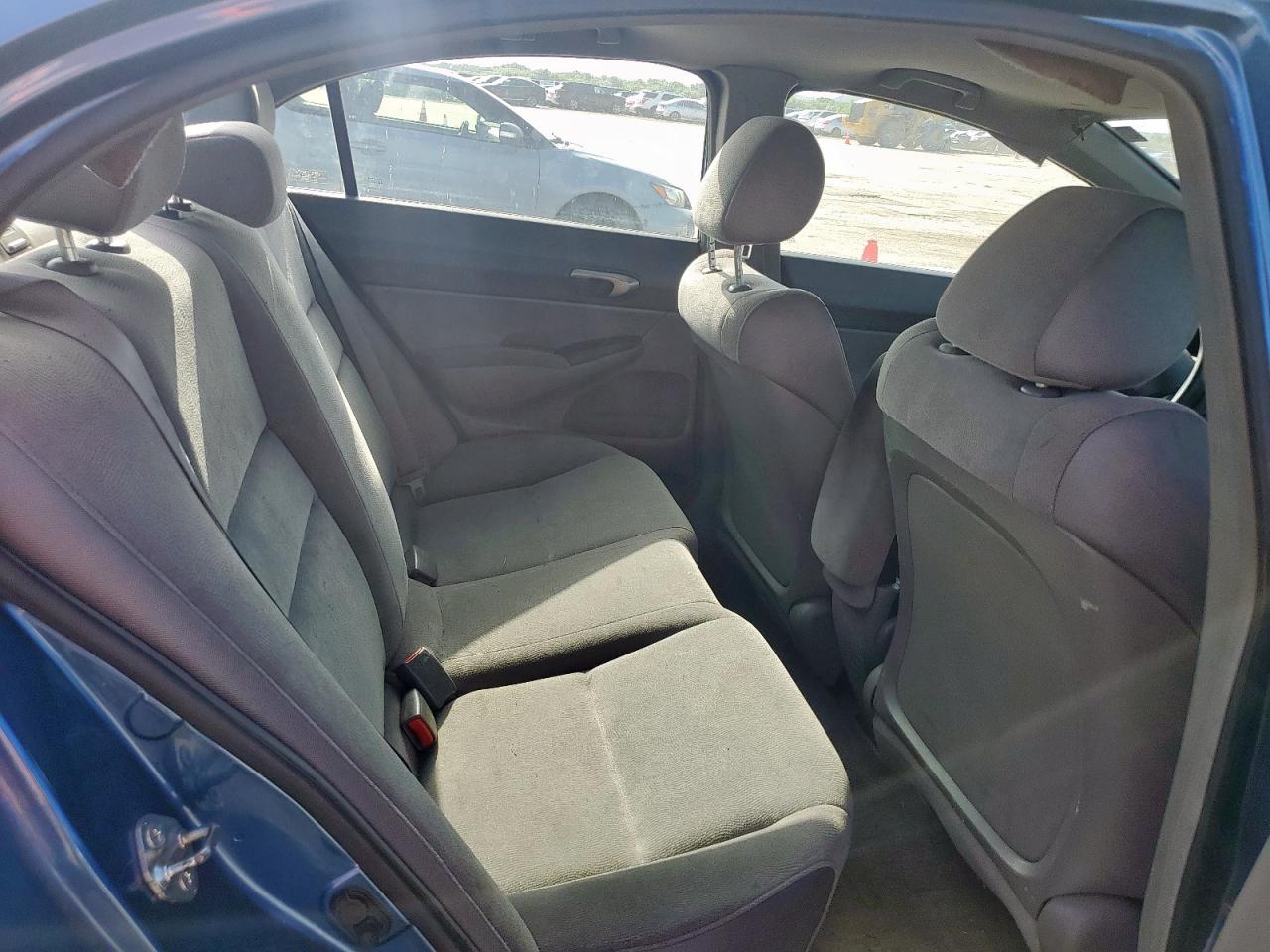 2008 Honda Civic Lx VIN: 1HGFA16528L042410 Lot: 64899005