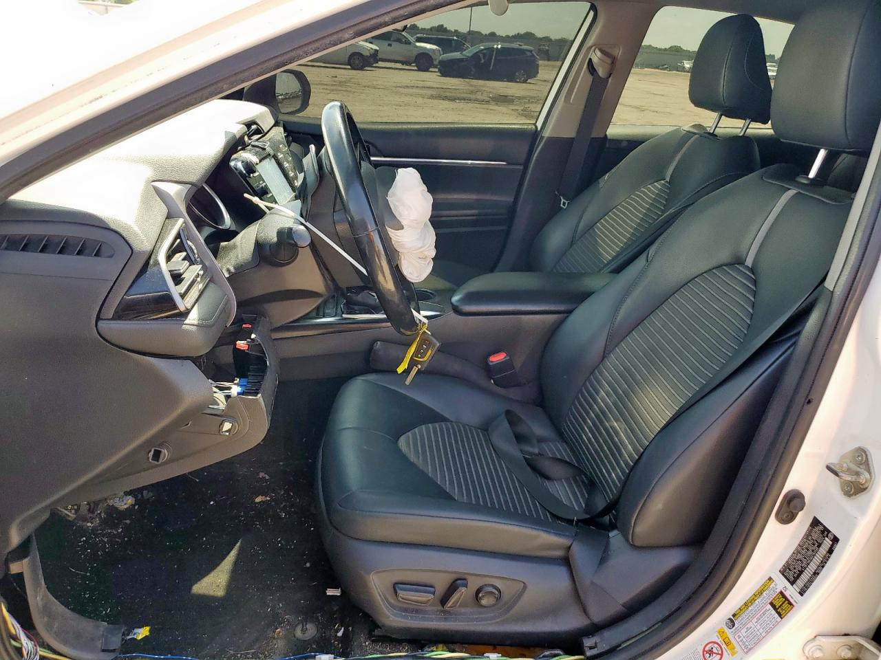 2019 Toyota Camry L VIN: 4T1B11HK0KU185496 Lot: 63369045