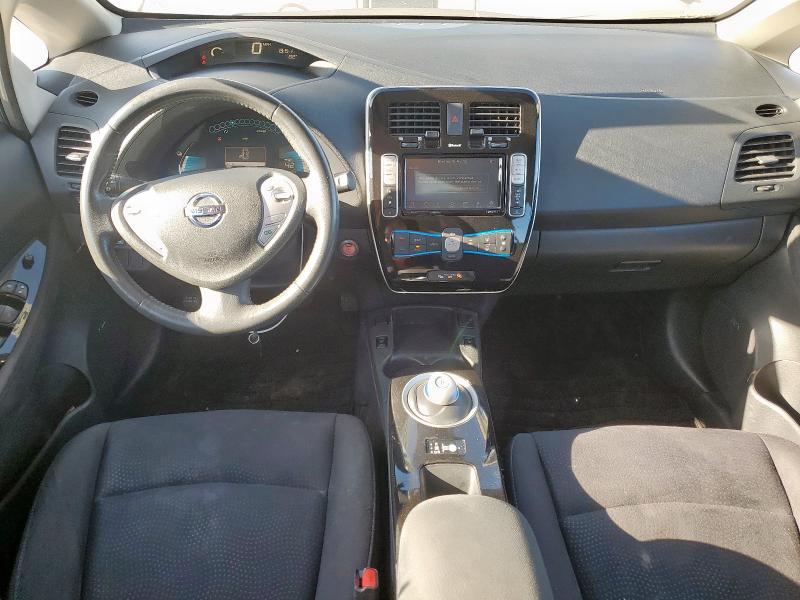  NISSAN LEAF 2017 White