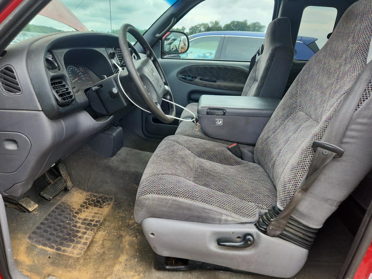 2001 Dodge Ram 1500 VIN: 1B7HC13Y21J254449 Lot: 66505195