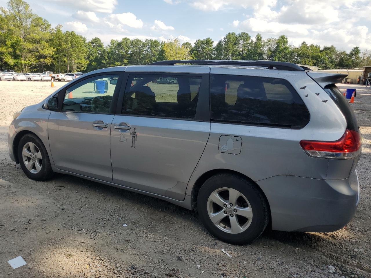 2013 Toyota Sienna Le VIN: 5TDKK3DC4DS395795 Lot: 66253475