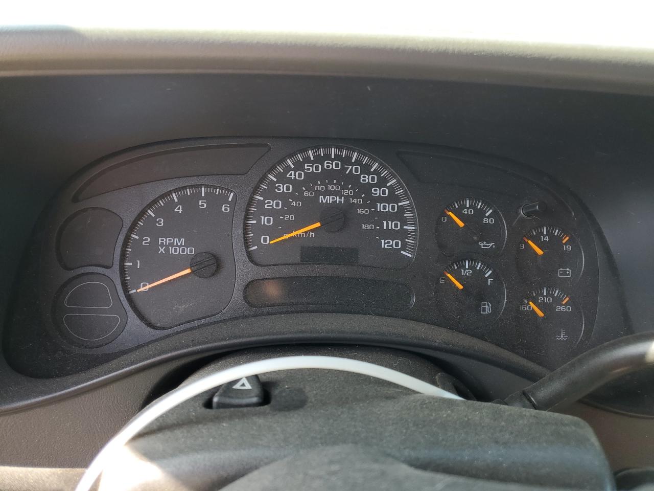 2005 Chevrolet Avalanche K1500 VIN: 3GNEK12Z15G205810 Lot: 62230515