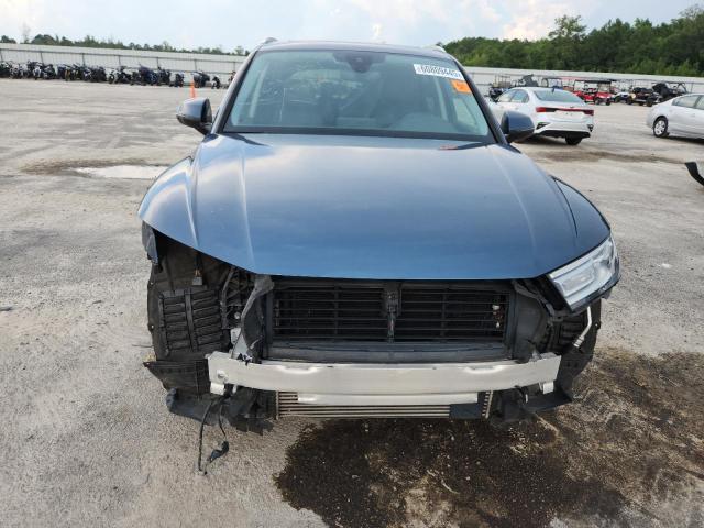  AUDI Q5 2018 Синий