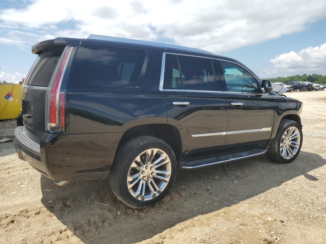 2017 Cadillac Escalade Premium Luxury VIN: 1GYS4CKJ5HR219686 Lot: 64256615