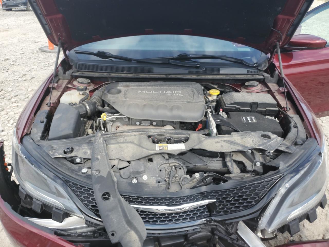 2015 Chrysler 200 S VIN: 1C3CCCBB4FN693143 Lot: 64113135