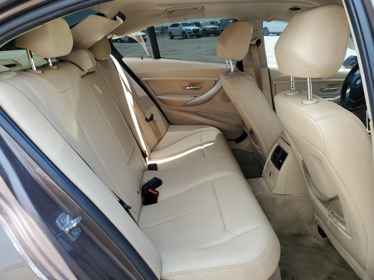 2014 BMW 320 I VIN: WBA3B1C54EK131137 Lot: 64890455