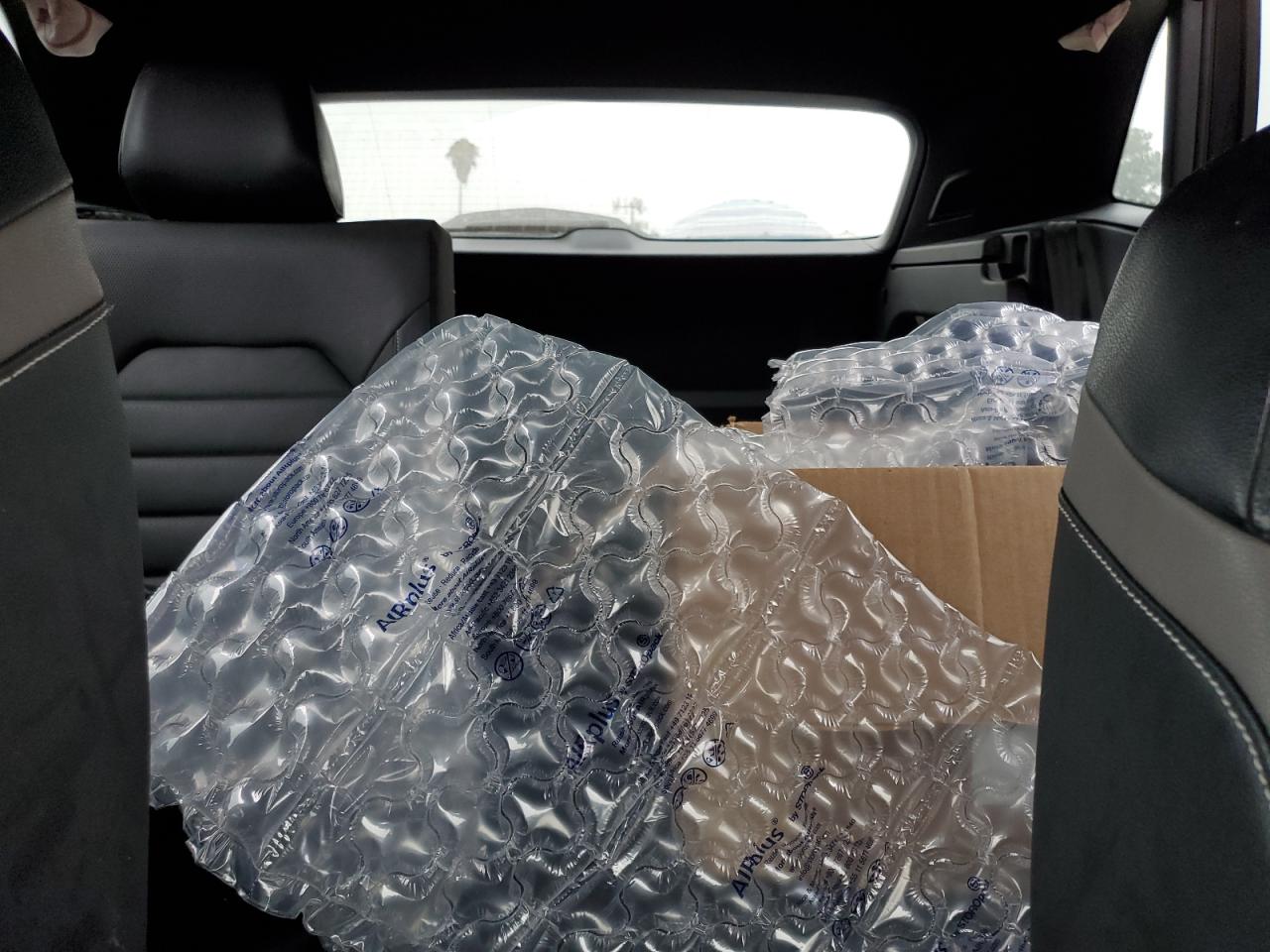 1v2te2ca3lc212360 1V2TE2CA3LC212360 2020 Volkswagen Atlas Cross Sport Sel Premium R-Line