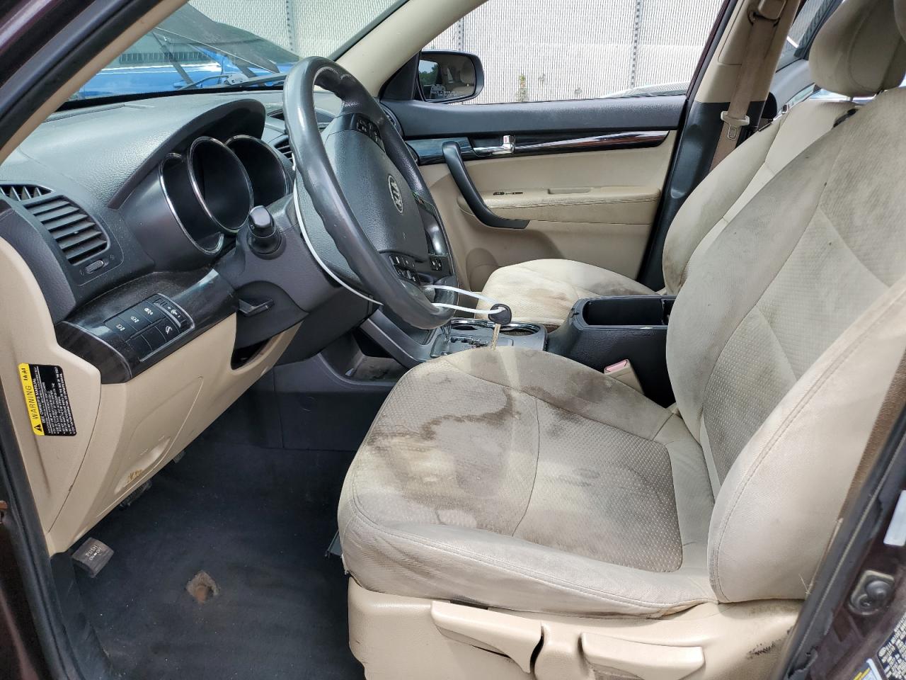 2011 Kia Sorento Base VIN: 5XYKT3A13BG126584 Lot: 64105165