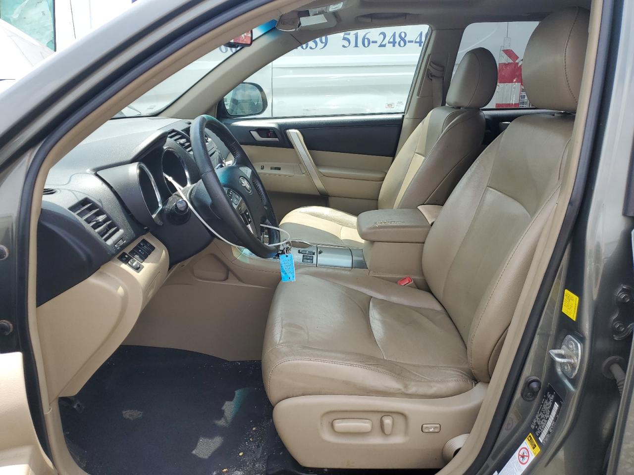 2011 Toyota Highlander Base VIN: 5TDBK3EH0BS052795 Lot: 60803625