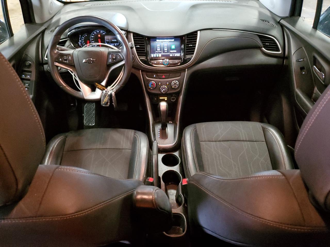 2020 Chevrolet Trax 1Lt VIN: KL7CJPSB8LB328001 Lot: 63833325