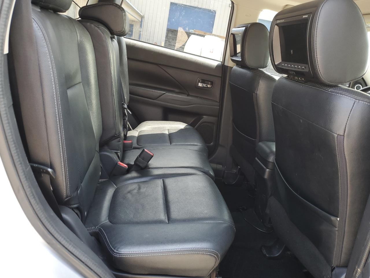 2016 Mitsubishi Outlander Se VIN: JA4AZ3A31GZ012386 Lot: 64557965