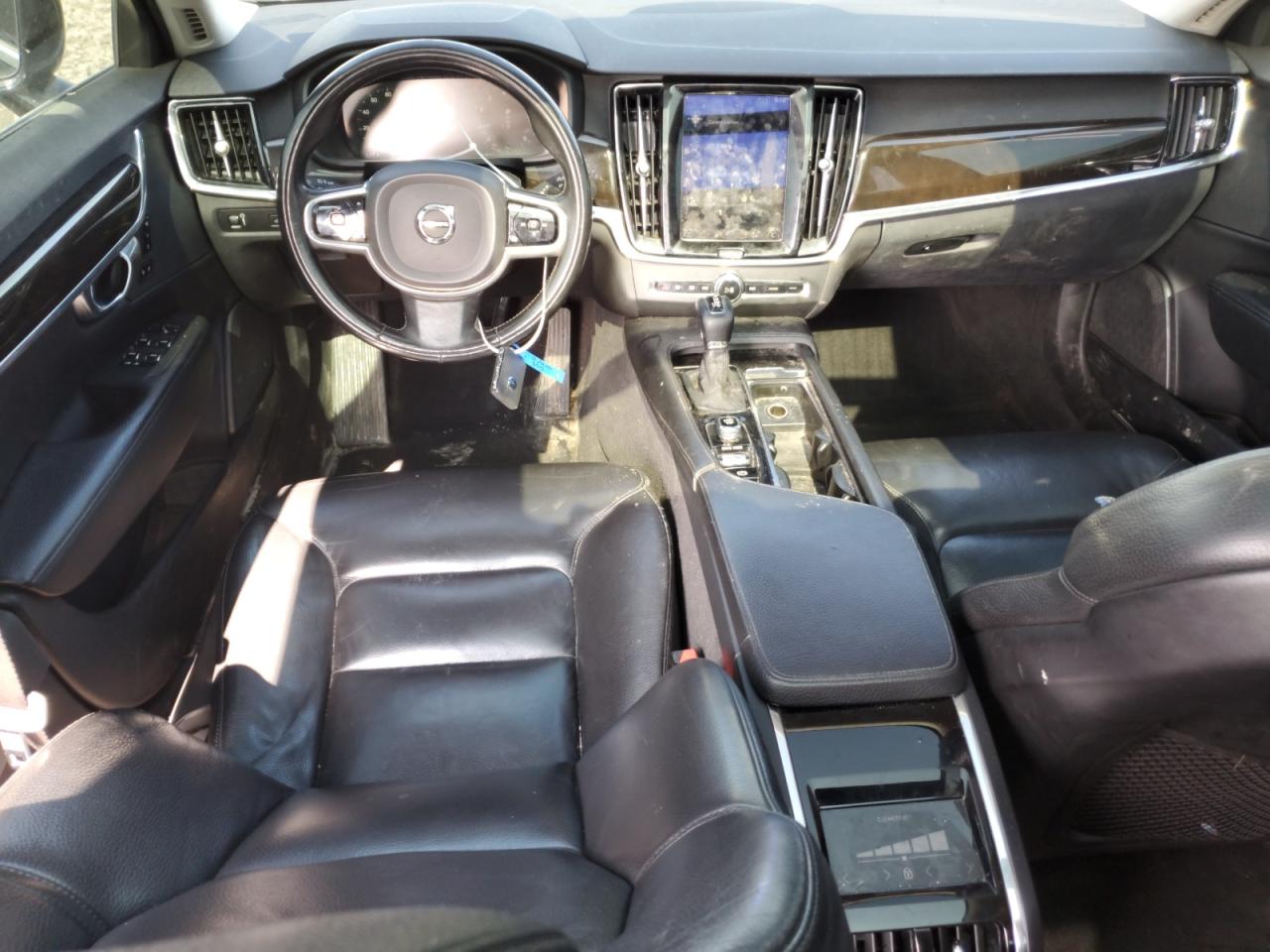 2018 Volvo S90 T5 Momentum VIN: LVY982AK2JP034664 Lot: 64124445