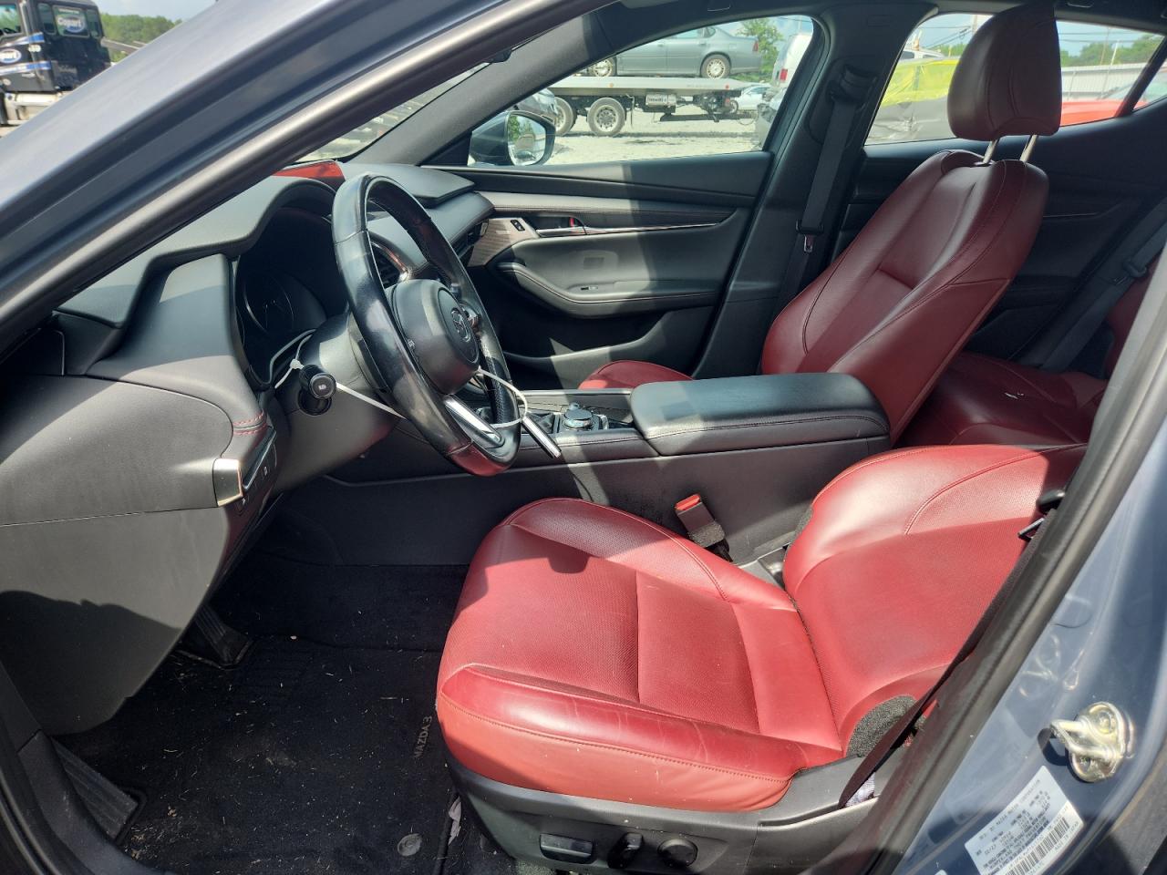 2023 Mazda 3 Preferred VIN: JM1BPALM4P1615762 Lot: 65118025