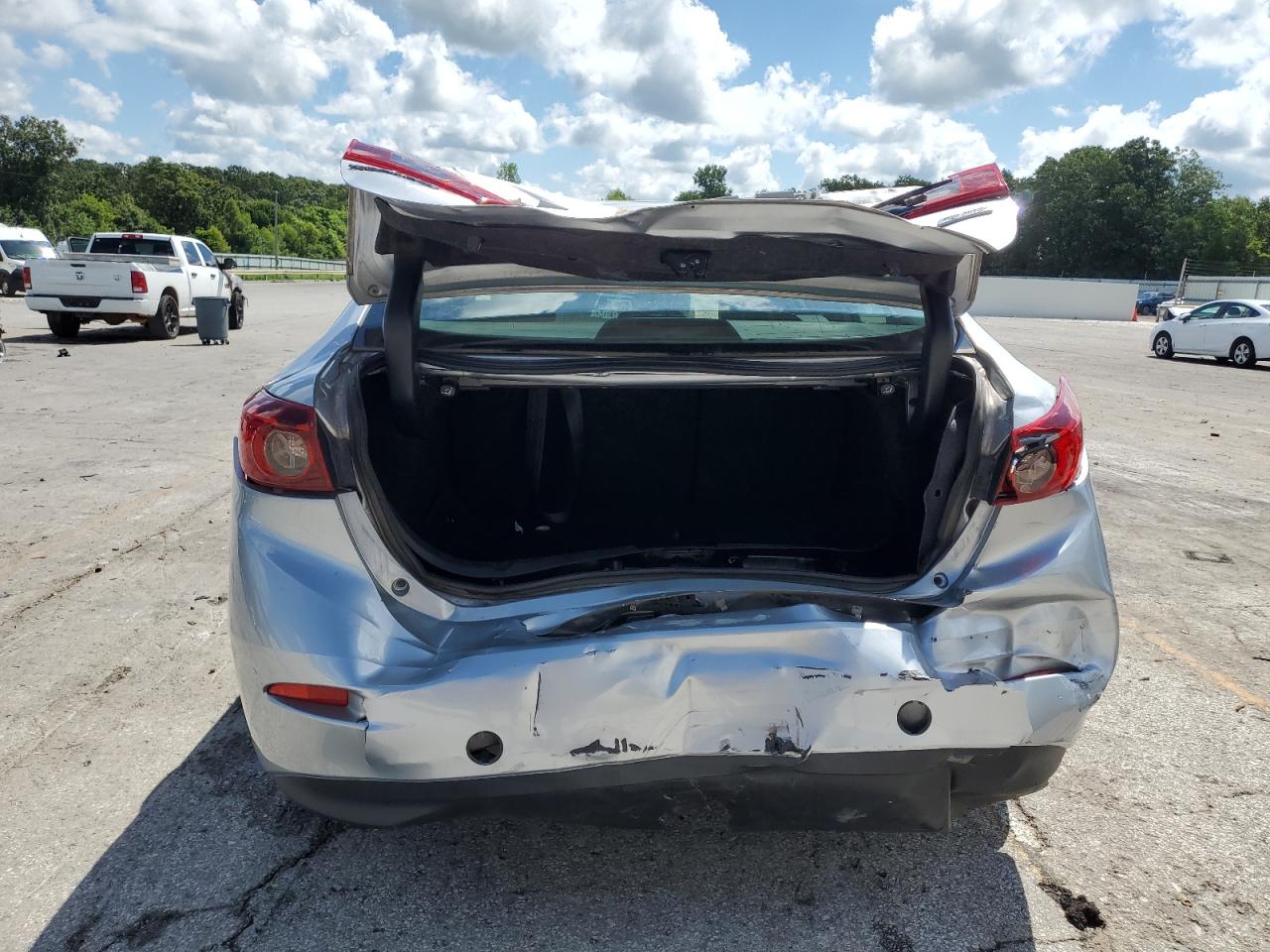 2018 Mazda 3 Touring VIN: 3MZBN1V33JM181965 Lot: 63872415