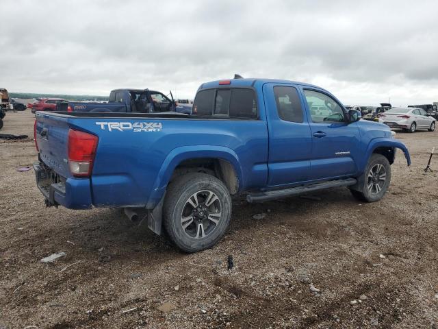  TOYOTA TACOMA 2017 Синий