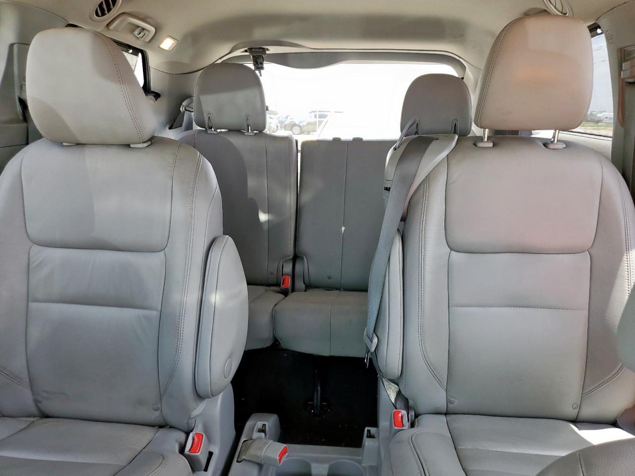 2019 Toyota Sienna Xle VIN: 5TDYZ3DC5KS004544 Lot: 64853985