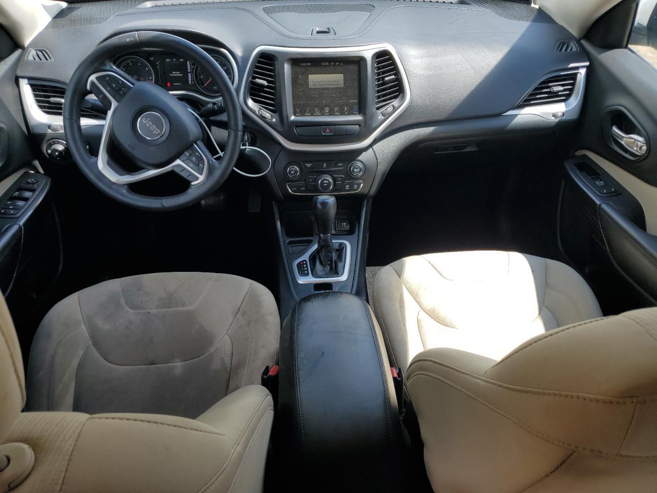 2015 Jeep Cherokee Latitude VIN: 1C4PJLCB0FW631802 Lot: 65800815