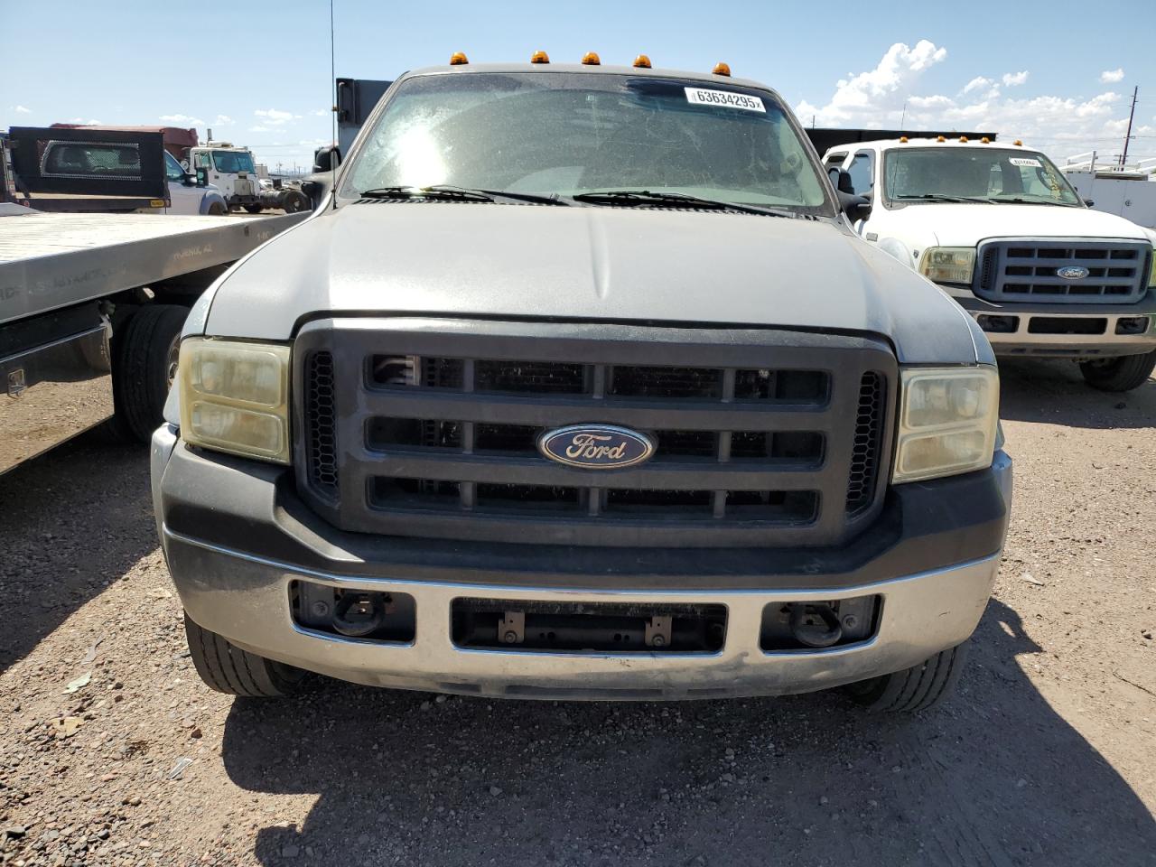 2007 Ford F550 Super Duty VIN: 1FDAF56P17EA65727 Lot: 63634295