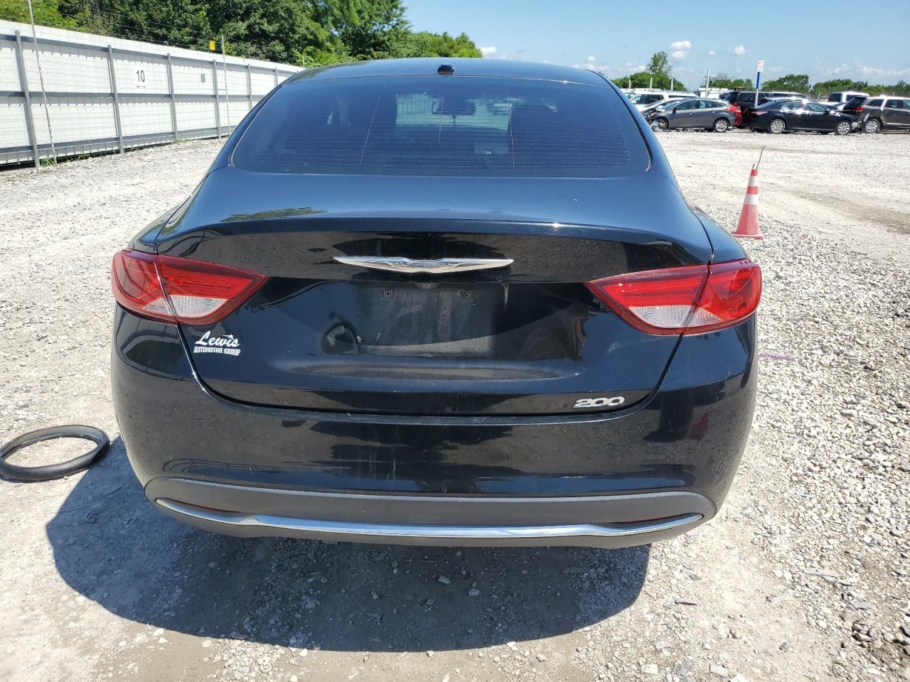 2015 Chrysler 200 Limited VIN: 1C3CCCAB6FN665409 Lot: 64232135