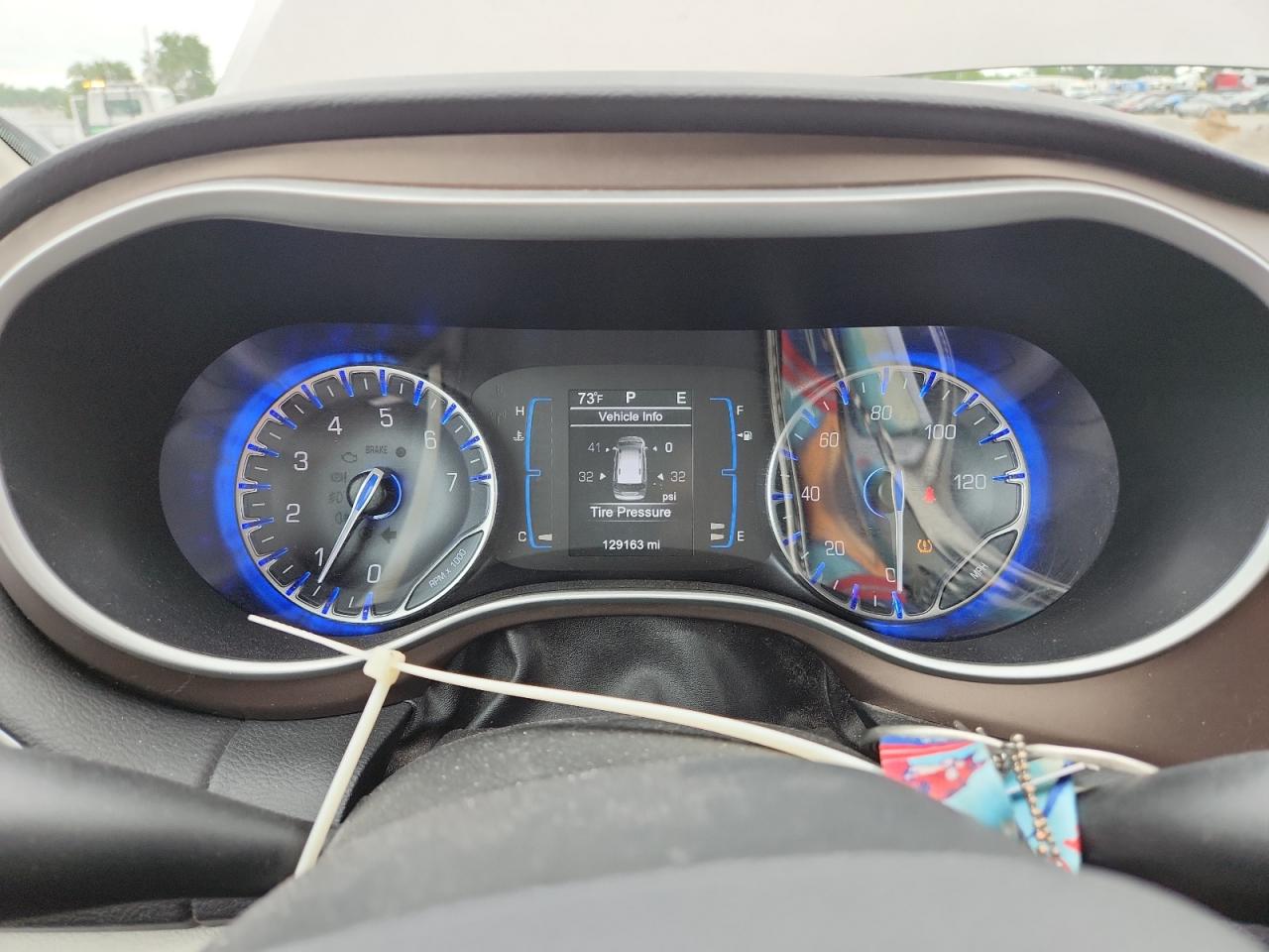 2017 Chrysler Pacifica Touring VIN: 2C4RC1DG8HR577890 Lot: 65434155