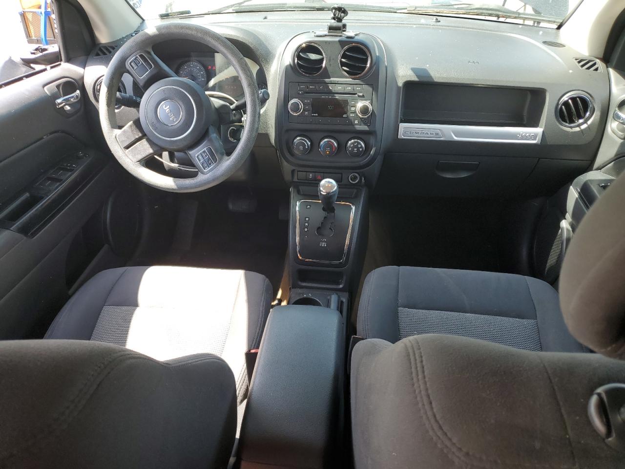 2016 Jeep Compass Sport VIN: 1C4NJCBA8GD811283 Lot: 64509875