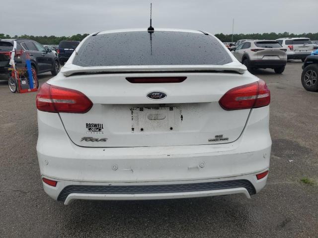  FORD FOCUS 2016 Белы