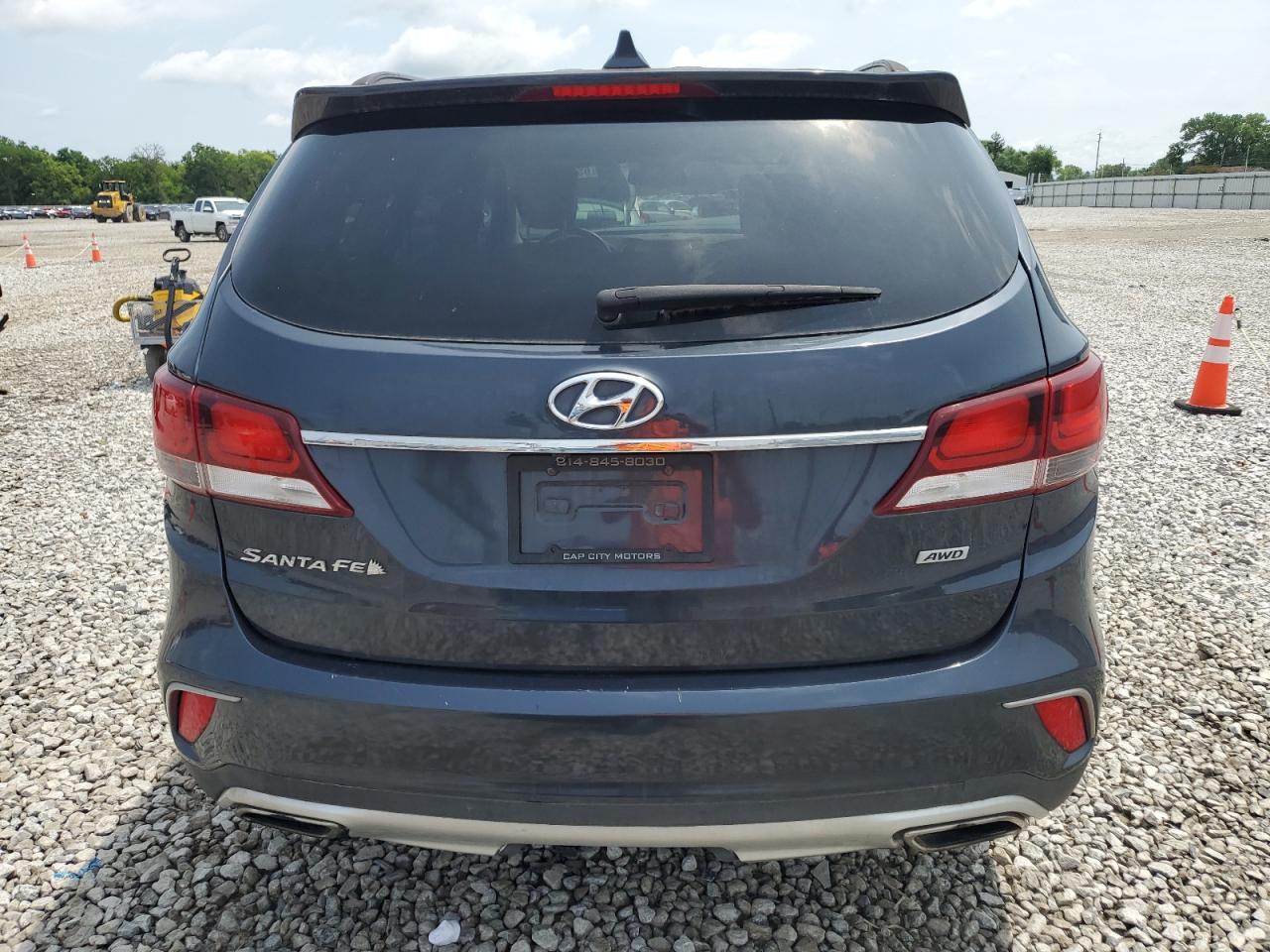 2017 Hyundai Santa Fe Se VIN: KM8SMDHF7HU234133 Lot: 65282745