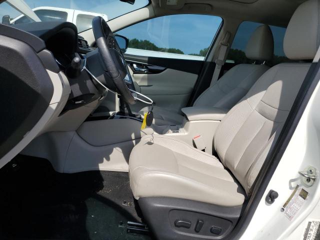  NISSAN ROGUE 2018 Biały