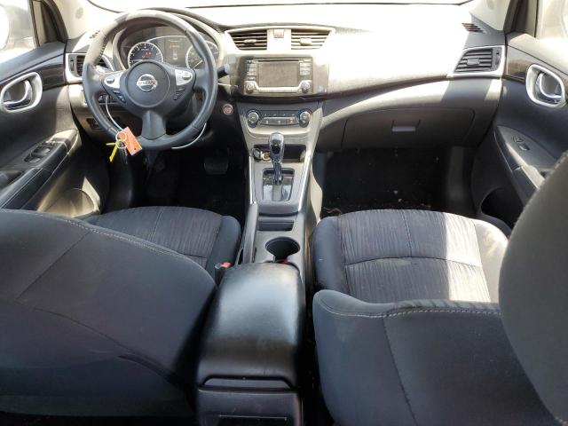 Sedans NISSAN SENTRA 2016 Srebrny